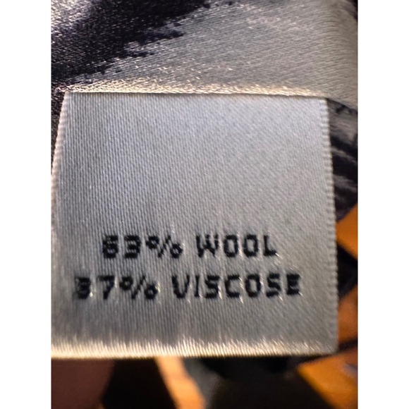 Vintage ST JOHN COLLECTION Black Satin  Ruffled Trench Coat Size 10 - Picture 7 of 14